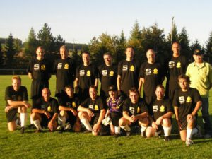 2004-09-08 Männerturnen spielt Fussball