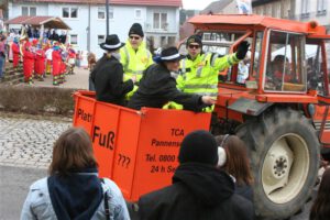 2009-02-21 Faschingszug (19)