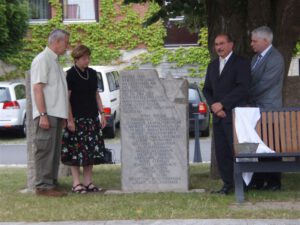 2009-06-26-Gedenkstein-2