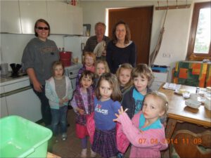 2014-04-07 Kinder aus der KiTa im Backhaus 1