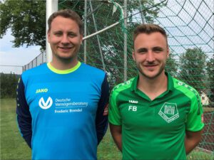 2018-07-29 Trainer Jochen Rettner und Frederic Brendel beim FC Thuengen