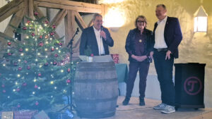 2025-12-13 18.37.21 Weihnachtsfeier