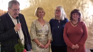 2025-12-13 18.54.46 Weihnachtsfeier